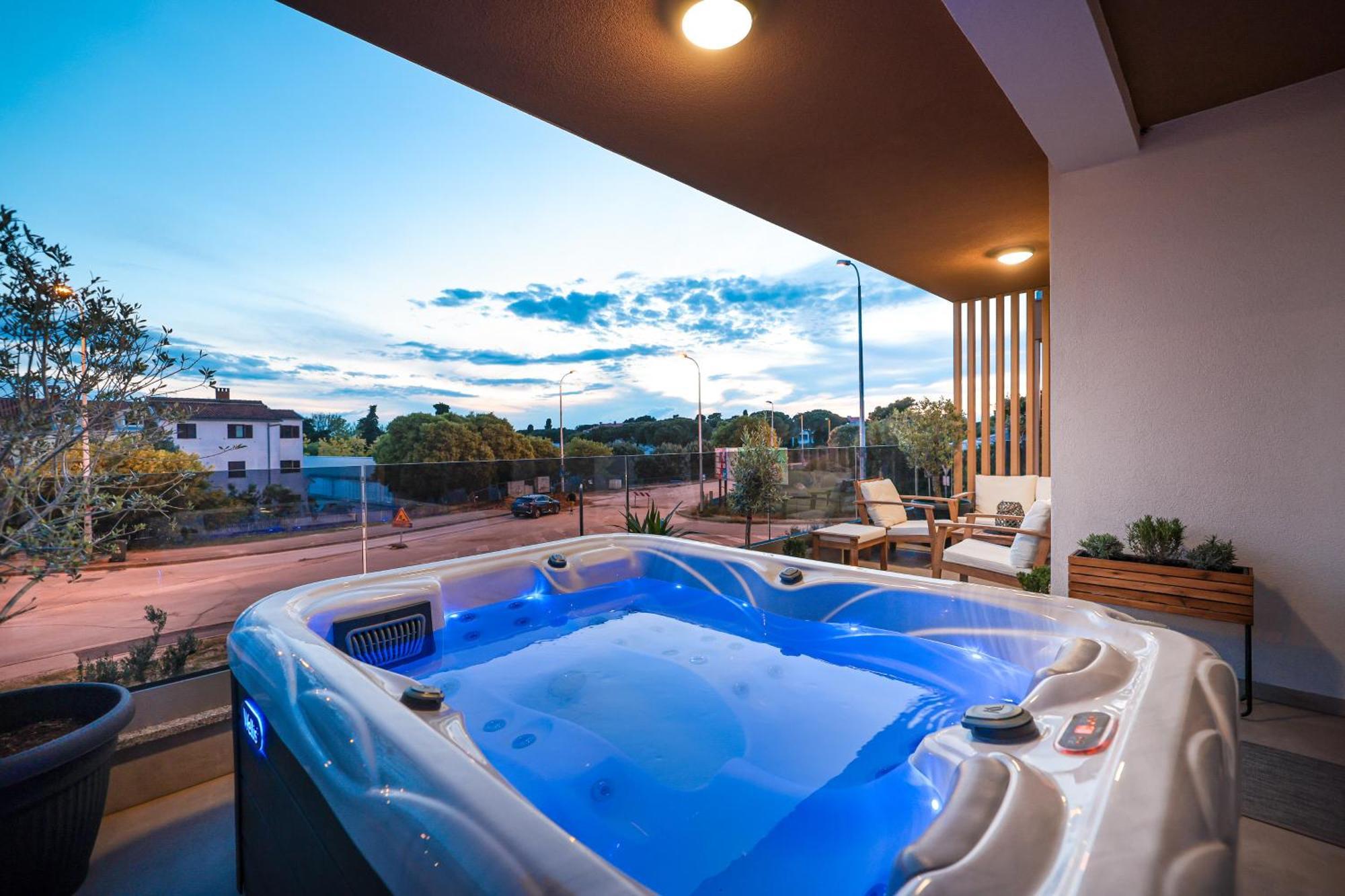Luma Luxury Apartment With Jacuzzi Задар Екстер'єр фото